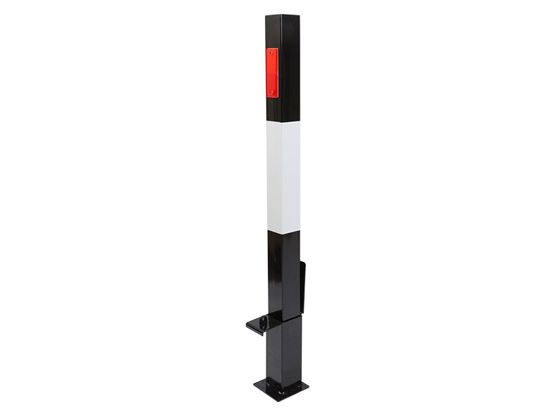 Removable Bollards (925H x 70W x 70D)