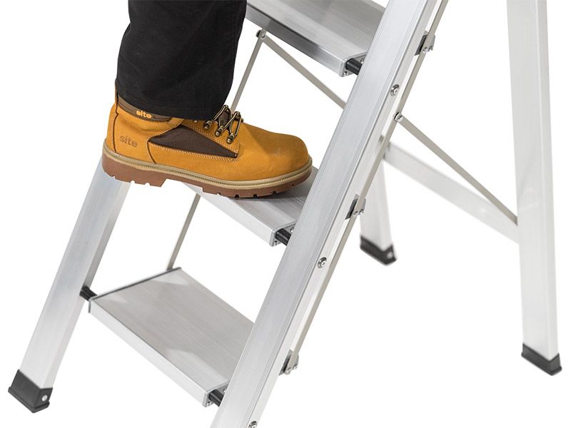 Aluminium Step Ladder | Free Delivery