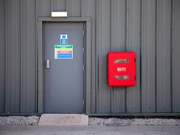 Double Fire Extinguisher Cabinet