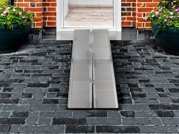 Folding Access Ramp