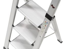 Folding Step Ladder