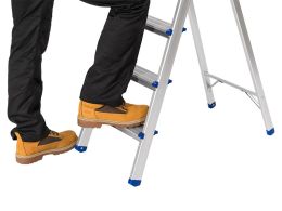 Platform Step Ladder