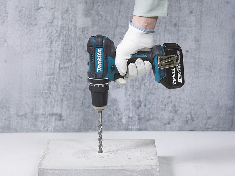 Makita Combi Drill