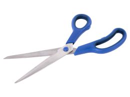 Large Universal Scissors